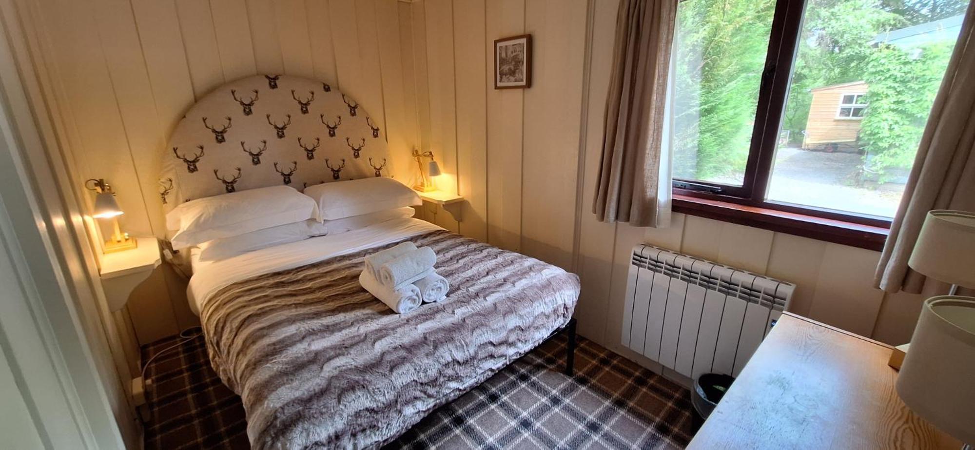 Lochend Chalets Port Of Menteith Exteriör bild