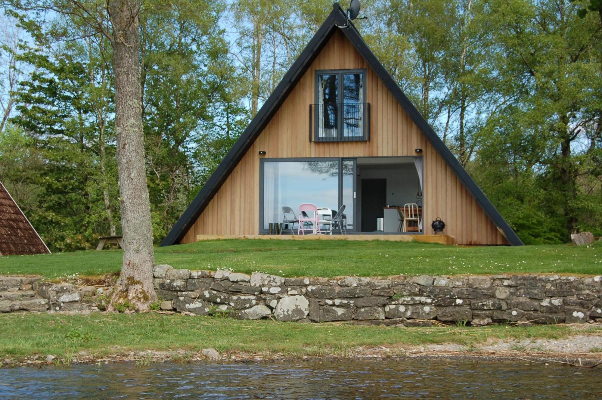 Lochend Chalets Port Of Menteith Exteriör bild
