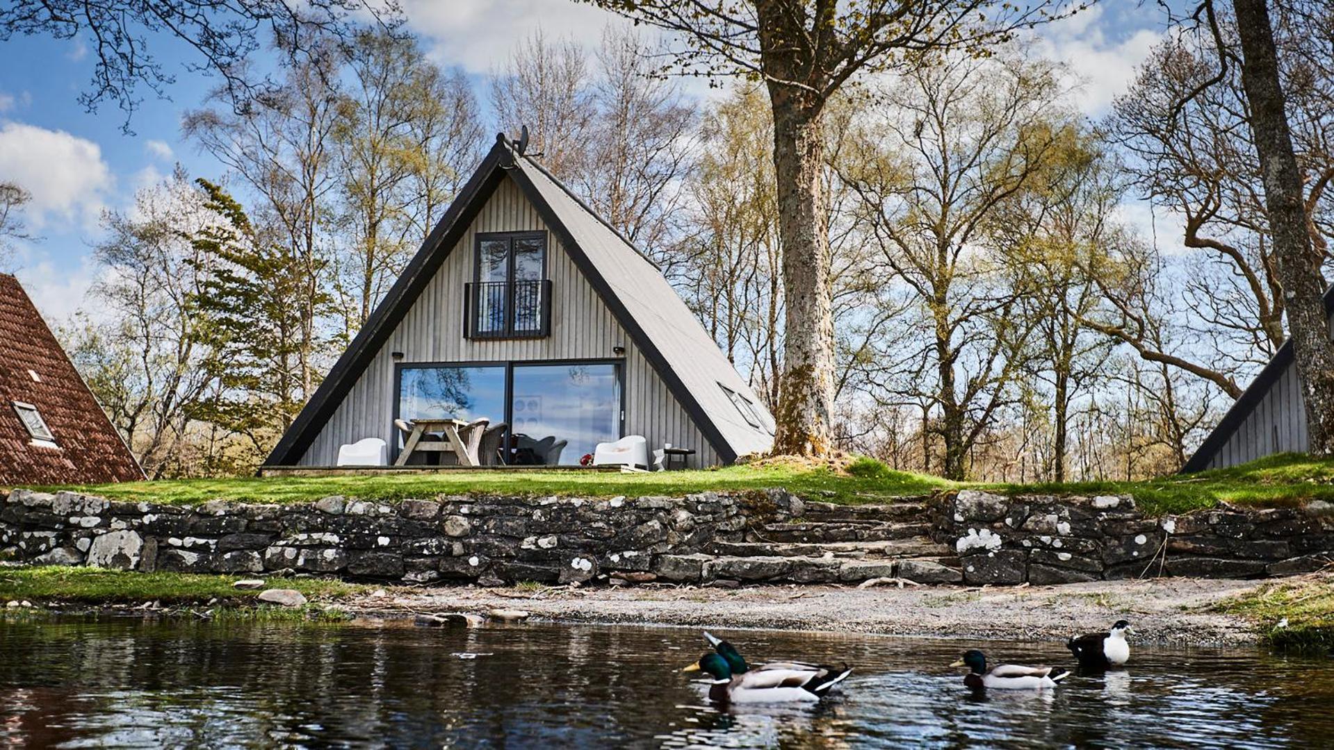Lochend Chalets Port Of Menteith Exteriör bild