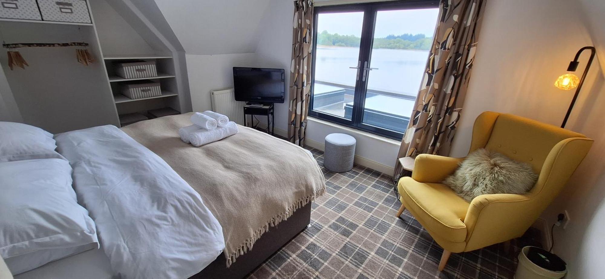 Lochend Chalets Port Of Menteith Exteriör bild